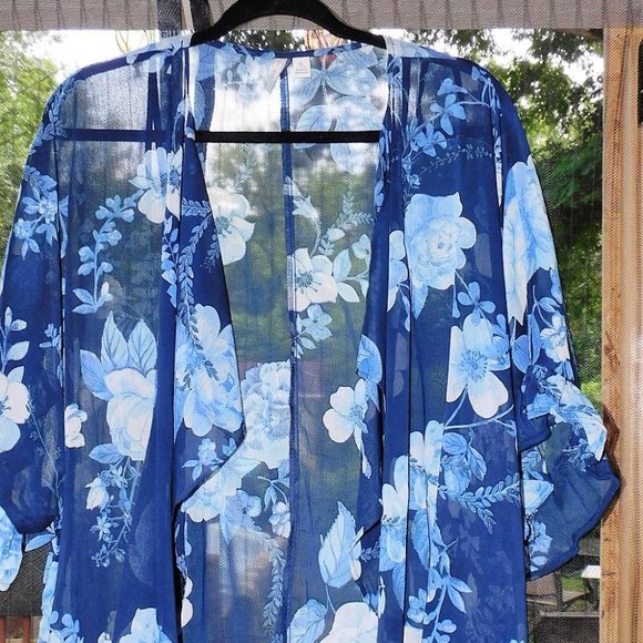 Cato Tops - Cato Blue Floral Sheer Kimono XL (16W-20W)